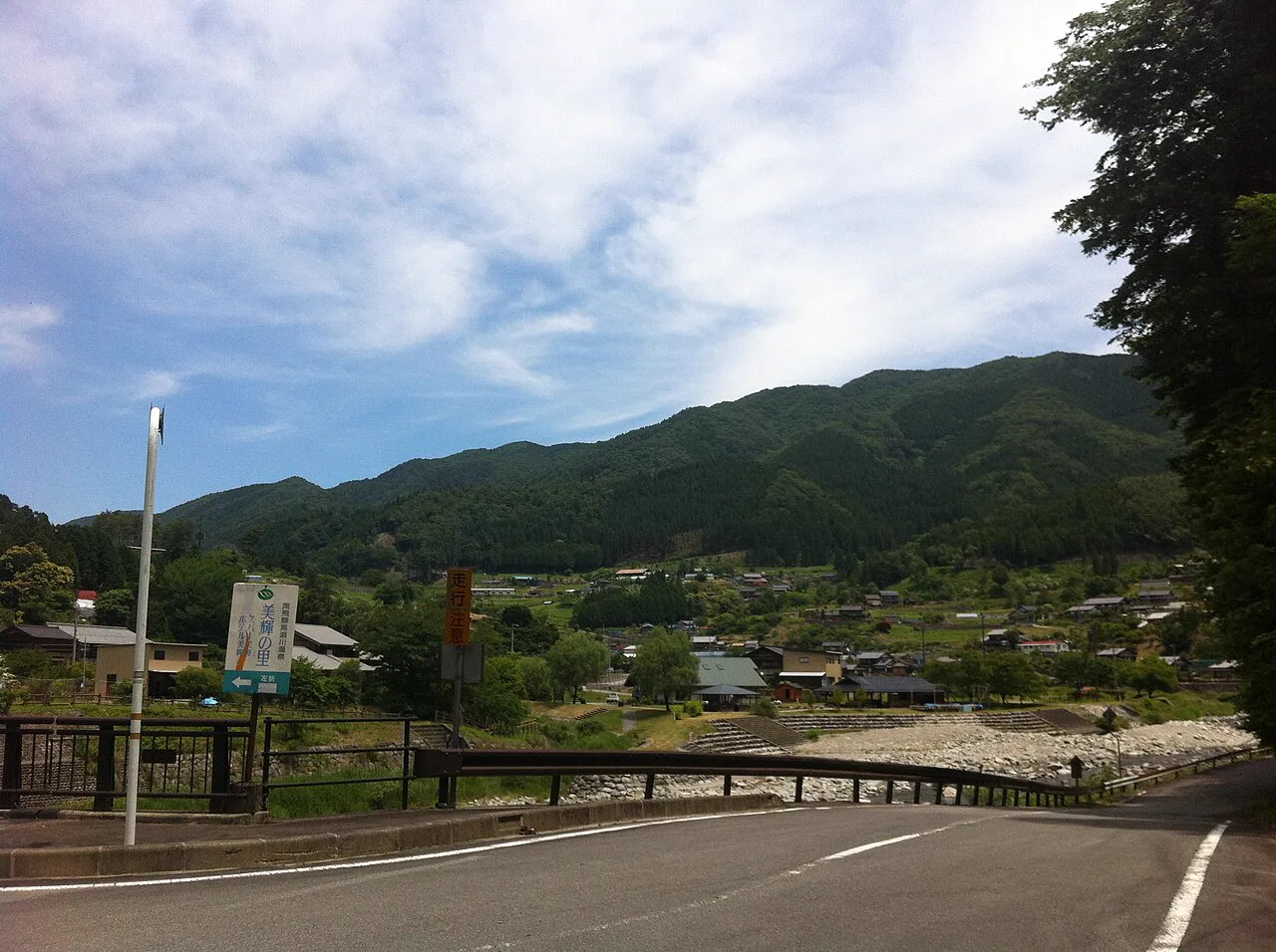 南飛驒馬瀨川溫泉美輝之里值得住嗎?17種浴場、32.2°C泉源與接送怎麼判斷