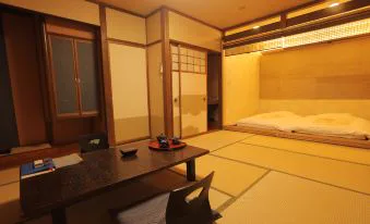 皆生溫泉海潮園值得住嗎?免費私人包場掛流、最古岩浴池與老旅館房型怎麼選
