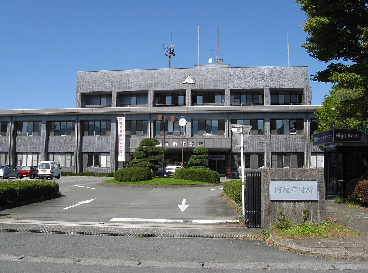 阿蘇內牧溫泉日歸怎麼選?町湯、角萬、蘇山鄉與入船比較