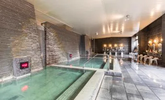草津溫泉旅館升房值得嗎?普通房、溫泉房、湯畑景觀房與全房私湯怎麼算
