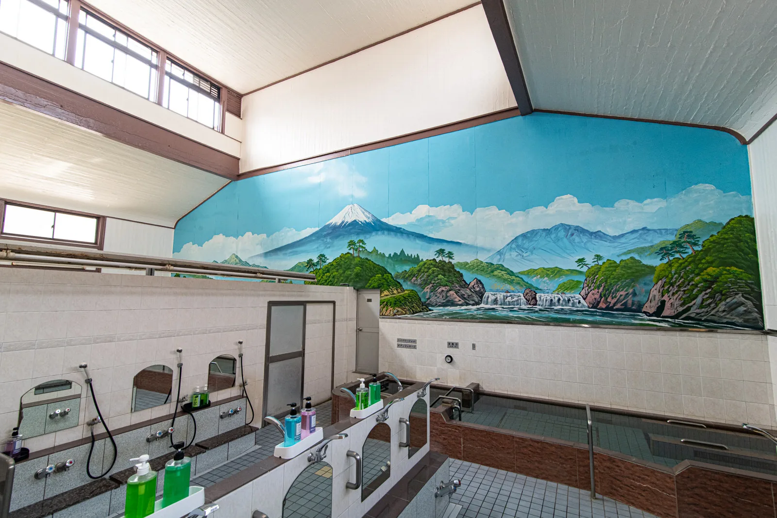 中延溫泉 大阪市・淀川區・塚本溫泉設施(松の湯) | 中延車站 步行2分。全(てのお)湯(が)天然溫泉。本格(ロッキー)桑拿。(シャンプー)・(ボディソープ)常設