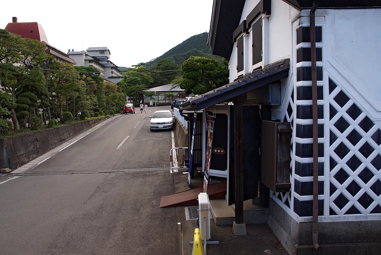 花卷溫泉鄉一泊二日怎麼排？南溫泉峽與台溫泉的住宿取捨