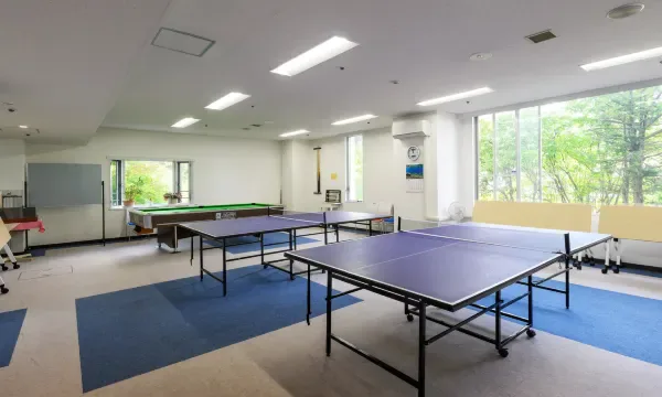 草津溫泉街實景,Hotel SPAX位於西之河原與溫泉街步行圈的高台一側
