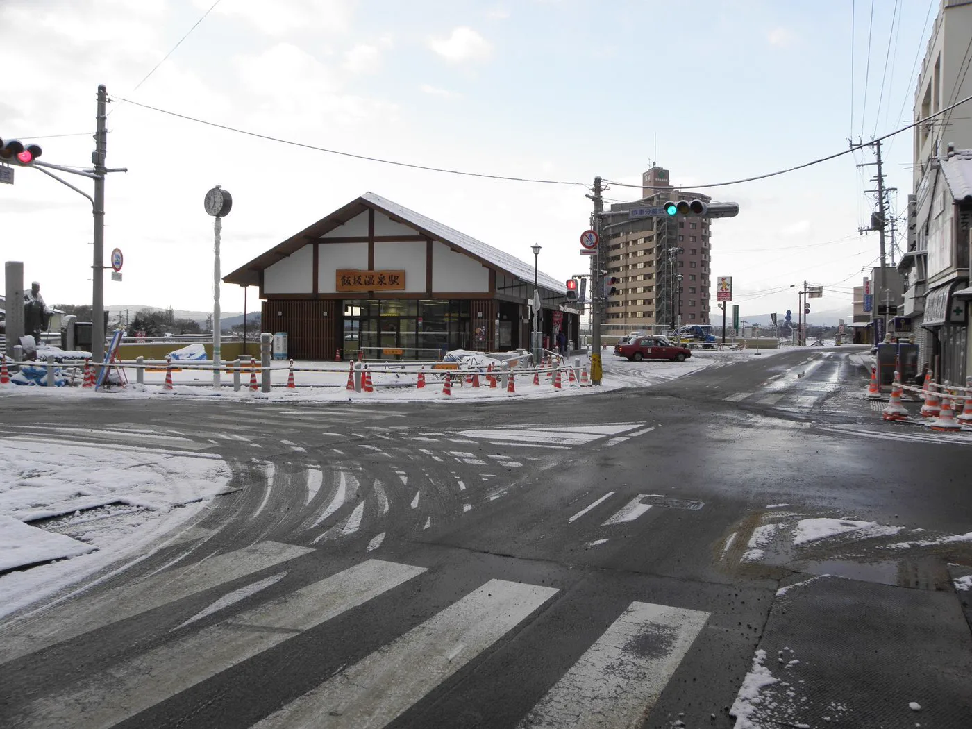 阿蘇內牧溫泉平價住宿怎麼選？公共浴、町湯與旅館晚餐的預算取捨