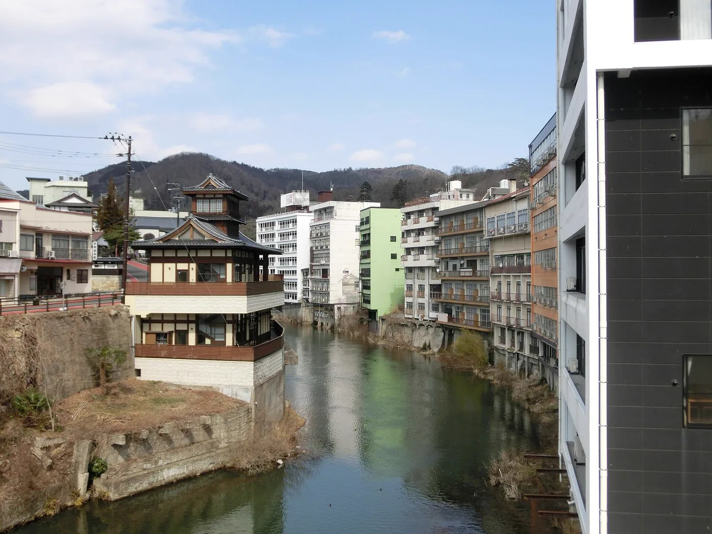 阿蘇溫泉一泊二日怎麼排？內牧溫泉、阿蘇五岳與早晚泡湯取捨