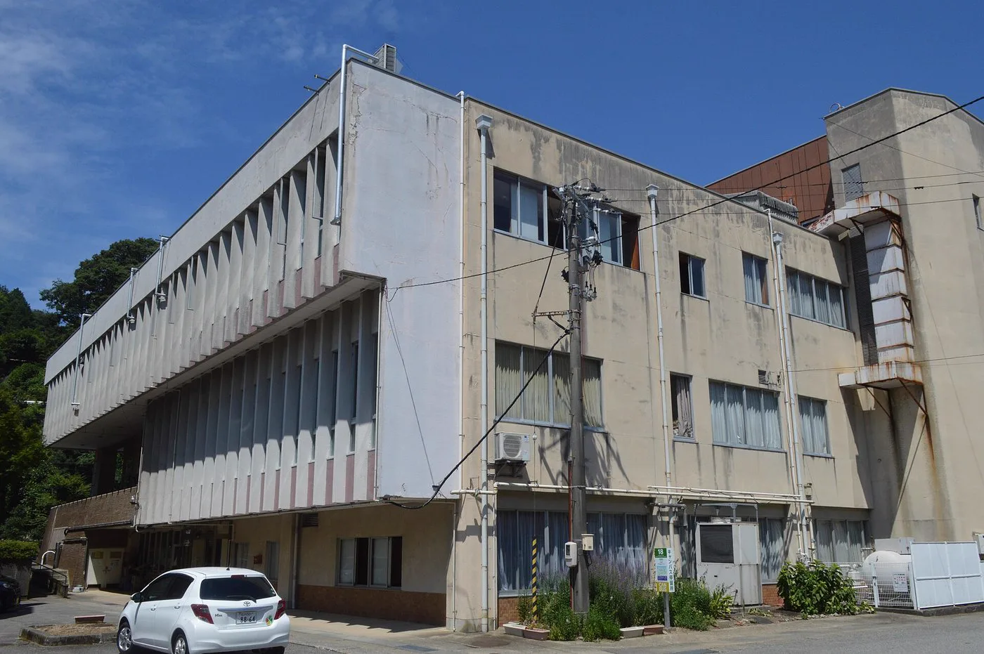 伊香保大酒店值得住嗎？黃金之湯客房、日歸館休業與低價方案怎麼選