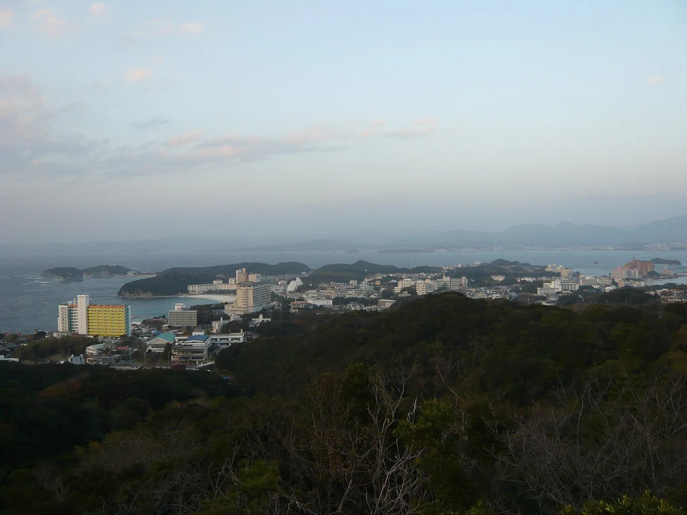 東鳴子溫泉 vs 川渡溫泉怎麼選？溫泉療養、泉質、住宿與無車交通比較 2026