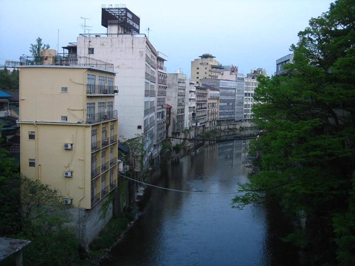 山鹿・平山溫泉旅館怎麼選？市街住宿、湯之藏與山間旅館比較