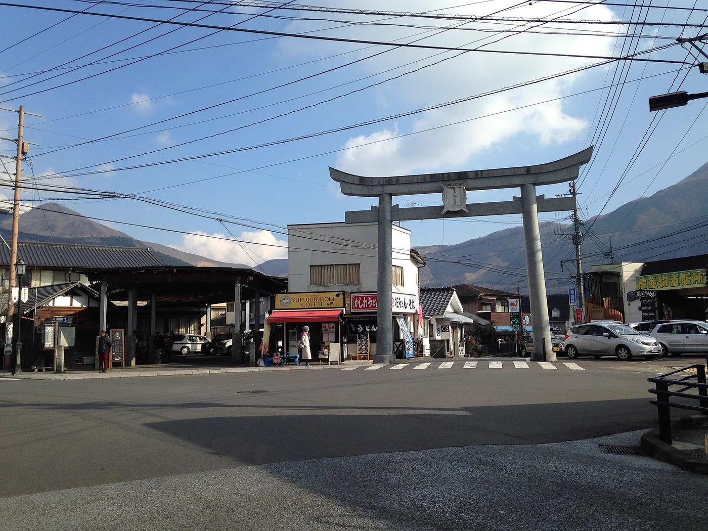 箱根紅葉溫泉旅館怎麼選？天悠 vs Green Plaza：泡紅葉、私人天然泉與富士山秋景
