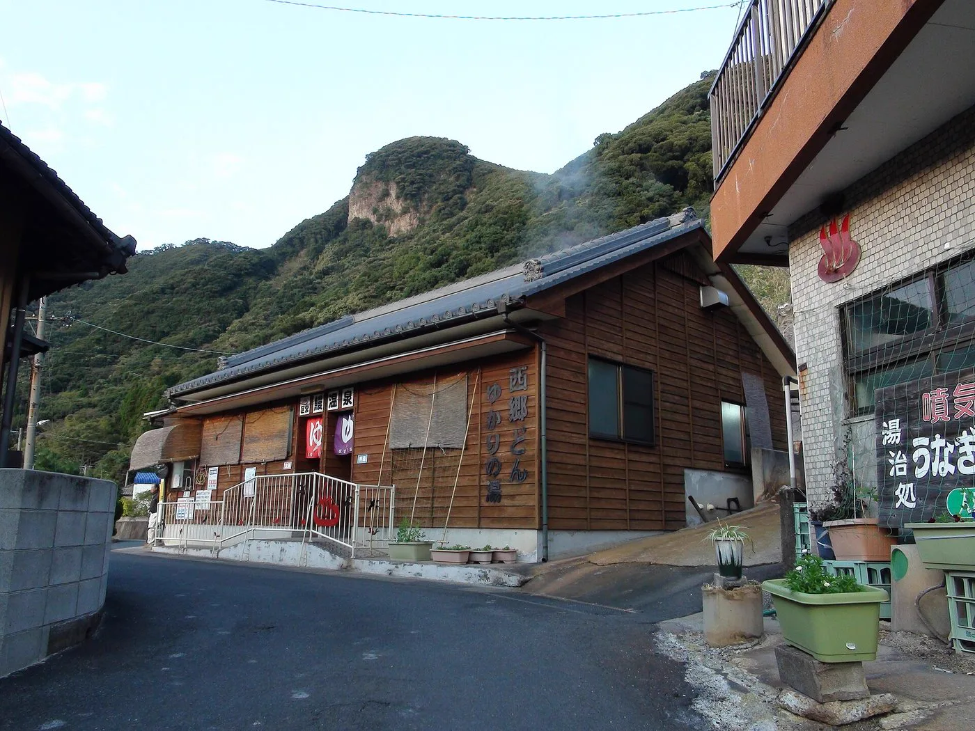 鹿兒島到指宿怎麼去？指宿之玉手箱、普通列車與鹿兒島機場直達巴士一次分清