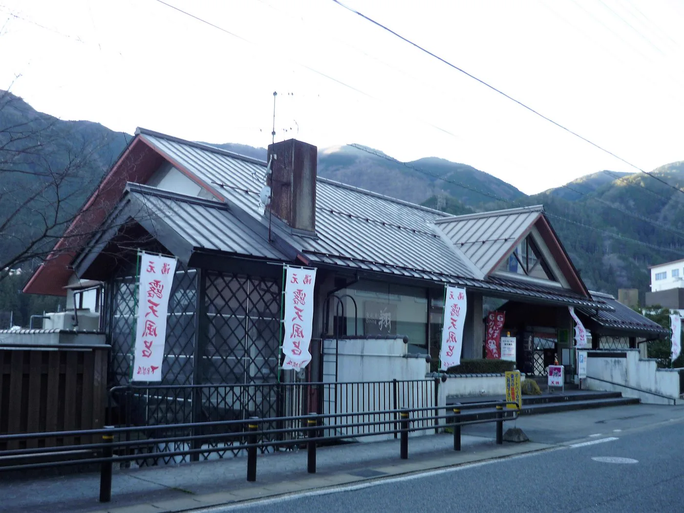 下呂溫泉日歸夠不夠？湯（めぐり）手形、朝市與合掌村決定要不要住一晚